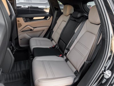 2026 Porsche Cayenne Cayenne GTS