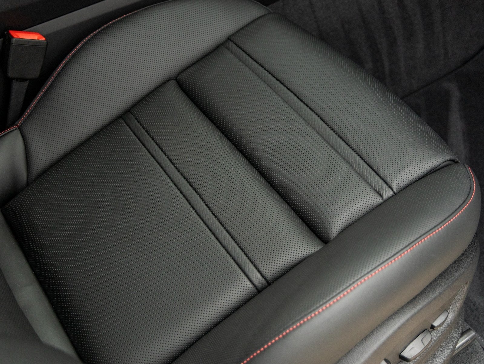 2026 Porsche Cayenne Cayenne GTS