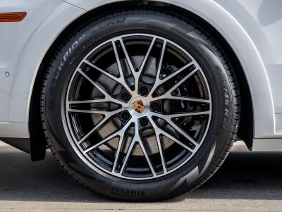 2026 Porsche Cayenne Cayenne GTS