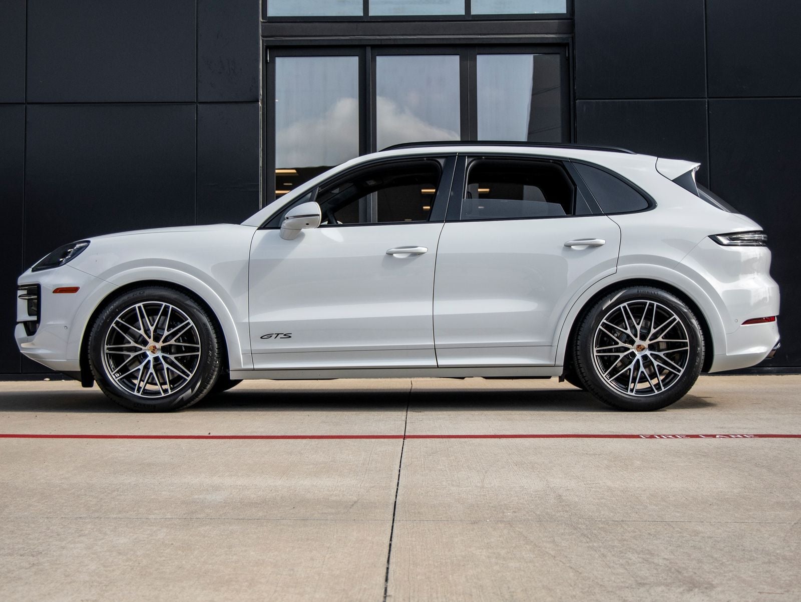 2026 Porsche Cayenne Cayenne GTS