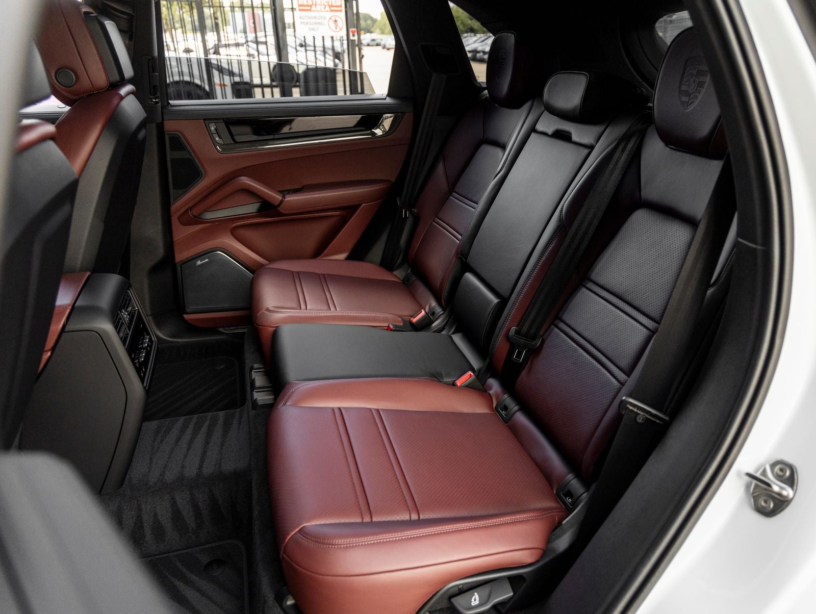2026 Porsche Cayenne Cayenne GTS