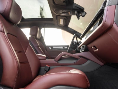 2026 Porsche Cayenne Cayenne GTS