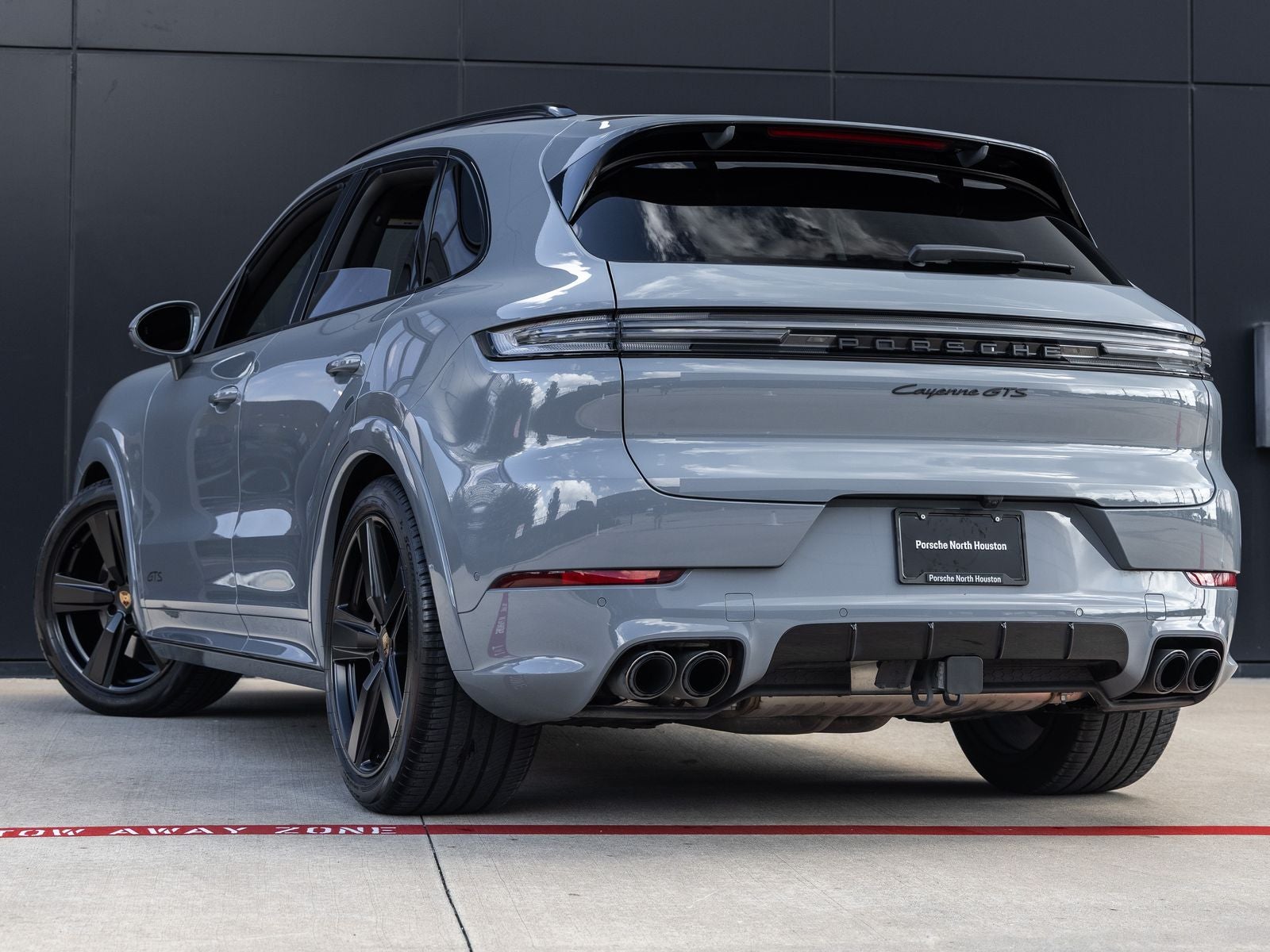 2026 Porsche Cayenne Cayenne GTS