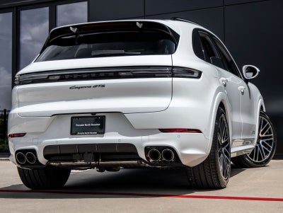 2026 Porsche Cayenne Cayenne GTS