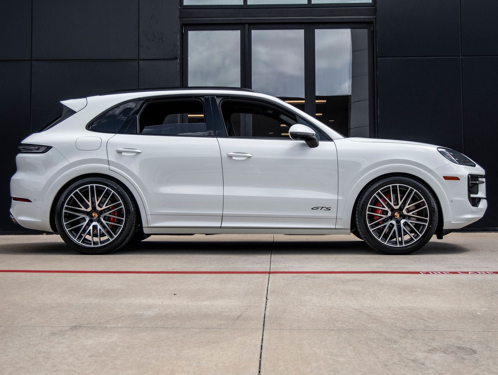 2026 Porsche Cayenne Cayenne GTS