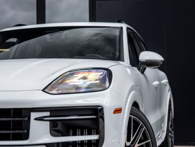 2026 Porsche Cayenne Cayenne GTS