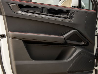 2026 Porsche Cayenne Cayenne GTS