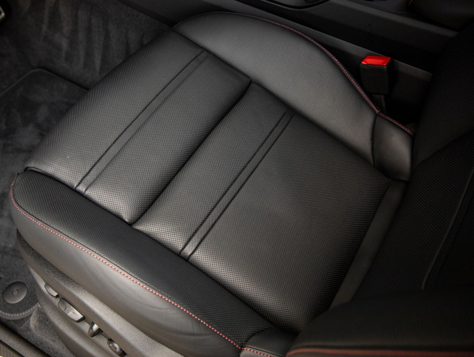2026 Porsche Cayenne Cayenne GTS