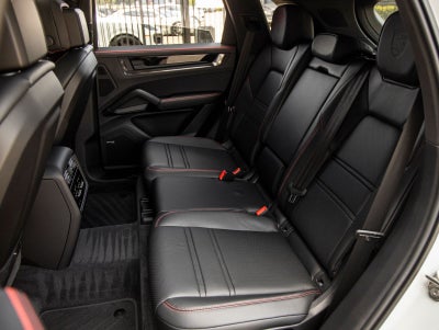 2026 Porsche Cayenne Cayenne GTS
