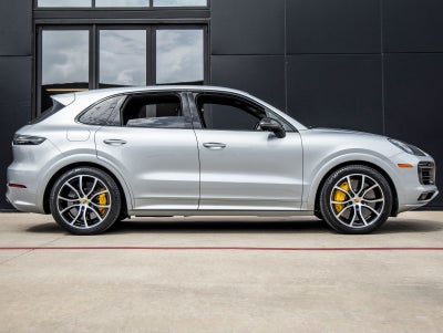 2021 Porsche Cayenne GTS