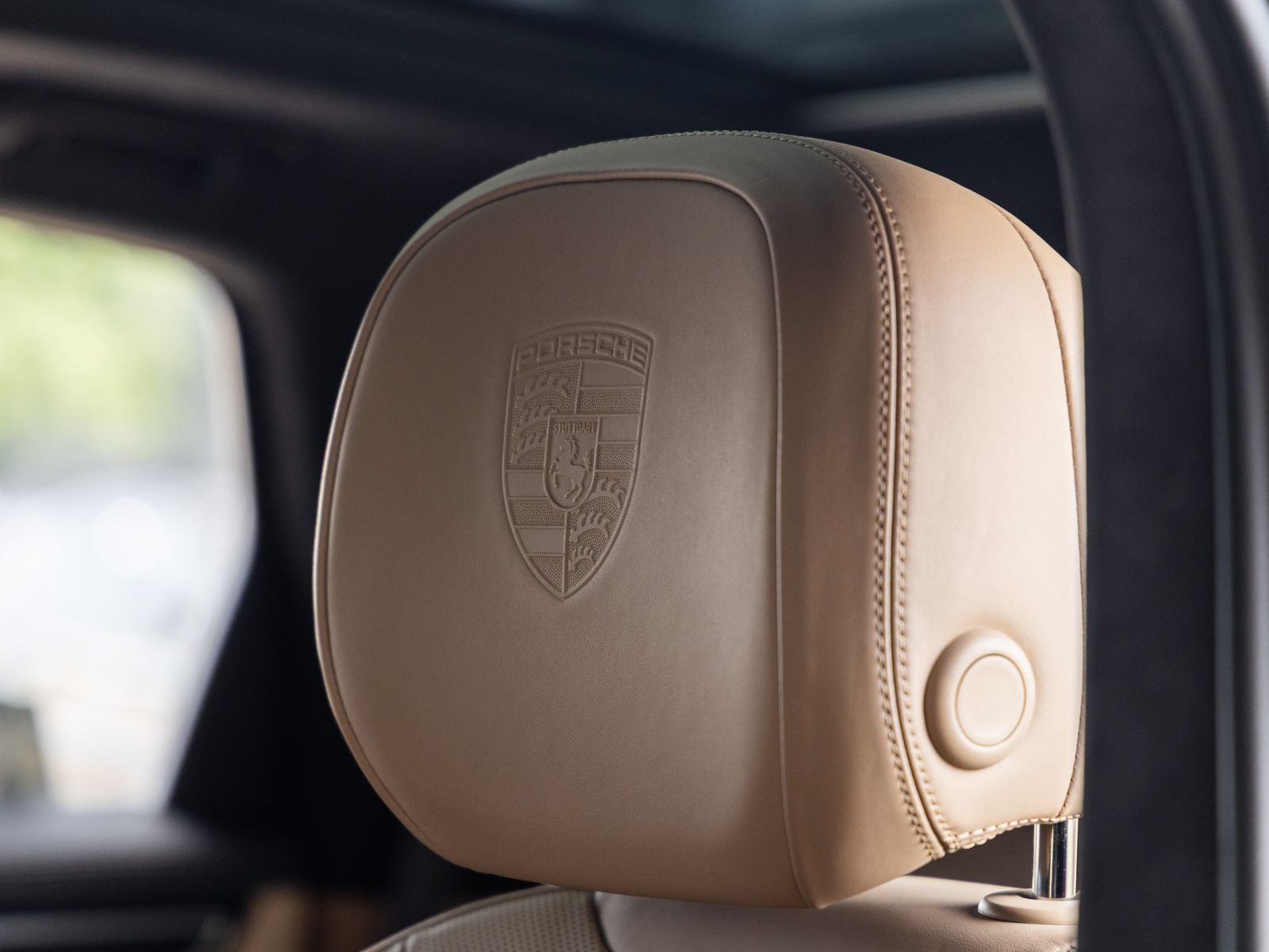 2023 Porsche Cayenne Cayenne GTS (MY23)