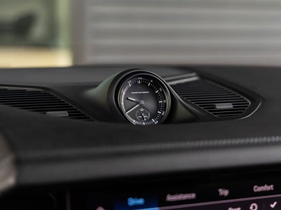 2025 Porsche Cayenne Cayenne GTS