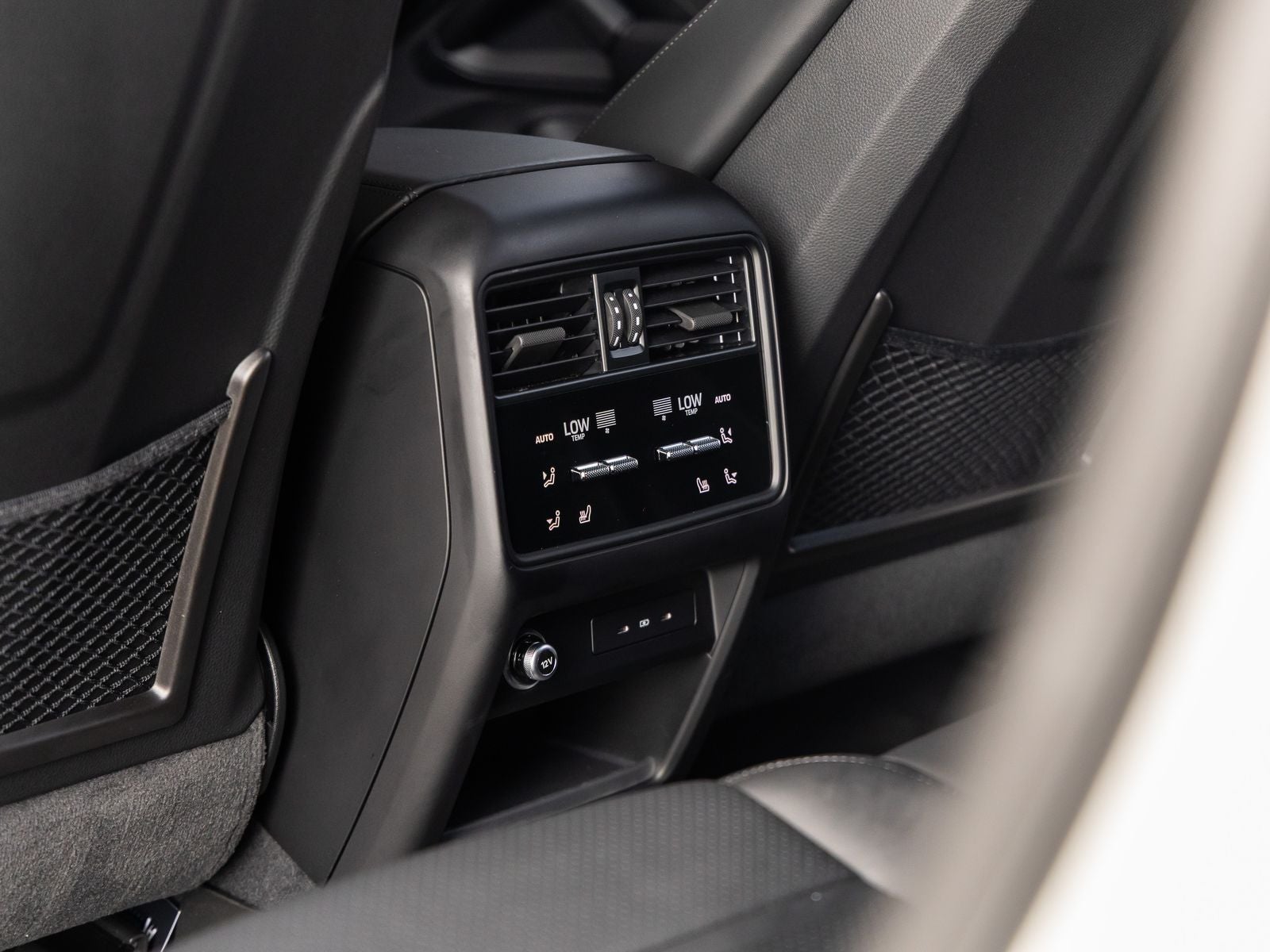 2025 Porsche Cayenne Cayenne GTS