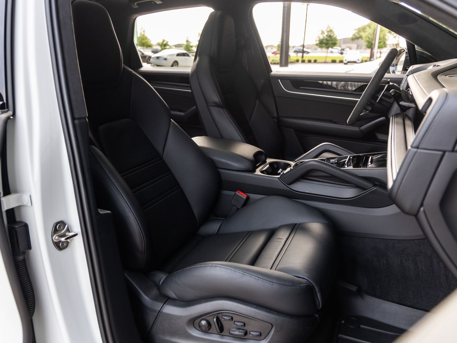2025 Porsche Cayenne Cayenne GTS