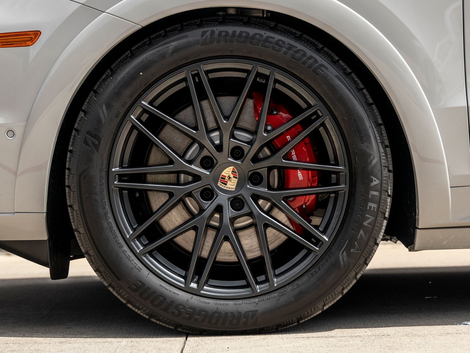 2025 Porsche Cayenne Cayenne GTS
