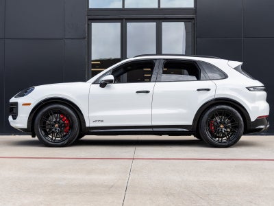 2026 Porsche Cayenne Cayenne GTS