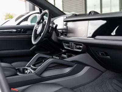 2026 Porsche Cayenne Cayenne GTS