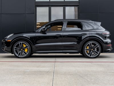 2022 Porsche Cayenne E-Hybrid Cayenne Turbo S E-Hybrid (MY22)
