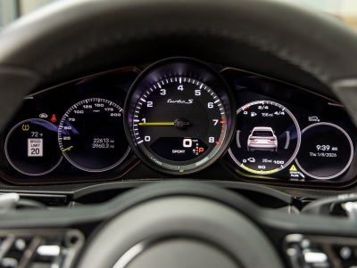 2022 Porsche Cayenne E-Hybrid Cayenne Turbo S E-Hybrid (MY22)