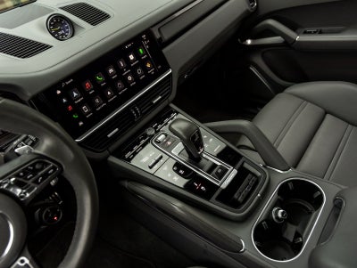 2022 Porsche Cayenne E-Hybrid Cayenne Turbo S E-Hybrid (MY22)