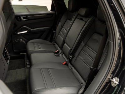 2022 Porsche Cayenne E-Hybrid Cayenne Turbo S E-Hybrid (MY22)