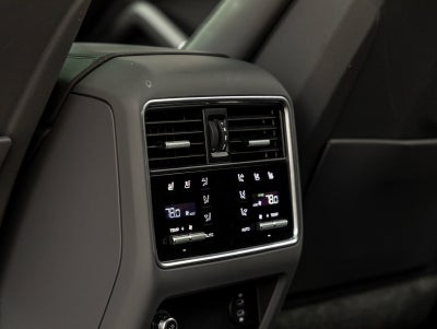 2022 Porsche Cayenne E-Hybrid Cayenne Turbo S E-Hybrid (MY22)