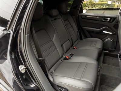 2022 Porsche Cayenne E-Hybrid Cayenne Turbo S E-Hybrid (MY22)