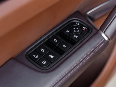 2023 Porsche Cayenne E-Hybrid Cayenne Turbo S E-Hybrid (MY23)