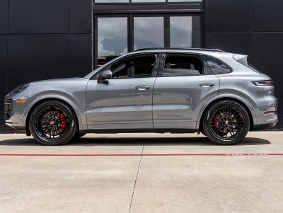 2026 Porsche Cayenne S