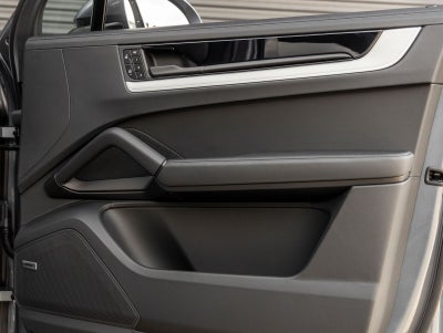 2026 Porsche Cayenne S
