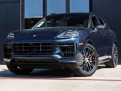 2025 Porsche Cayenne S