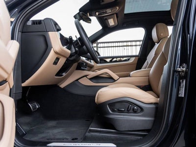 2025 Porsche Cayenne S