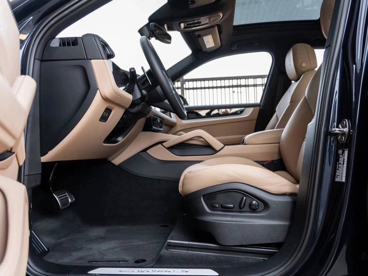 2025 Porsche Cayenne S
