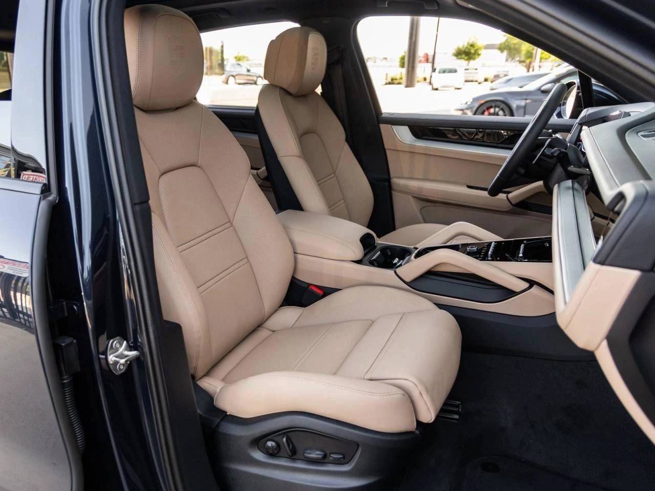 2025 Porsche Cayenne S