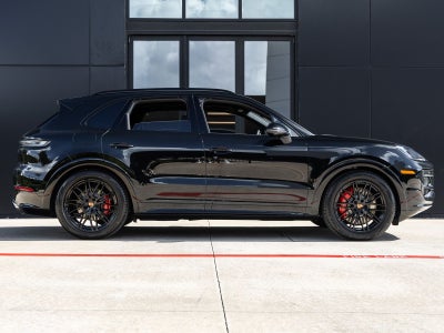 2026 Porsche Cayenne S