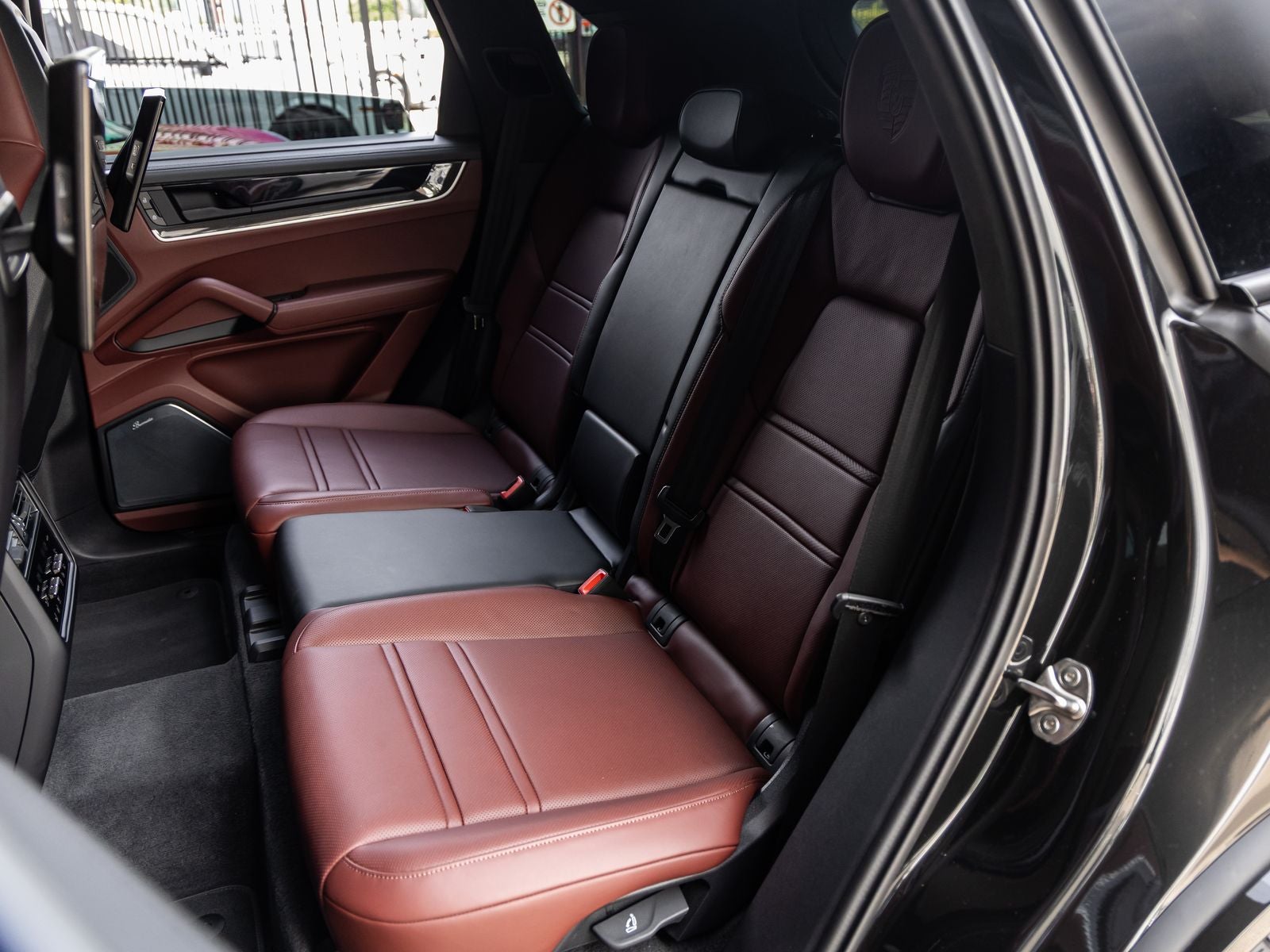 2025 Porsche Cayenne Turbo E-Hybrid