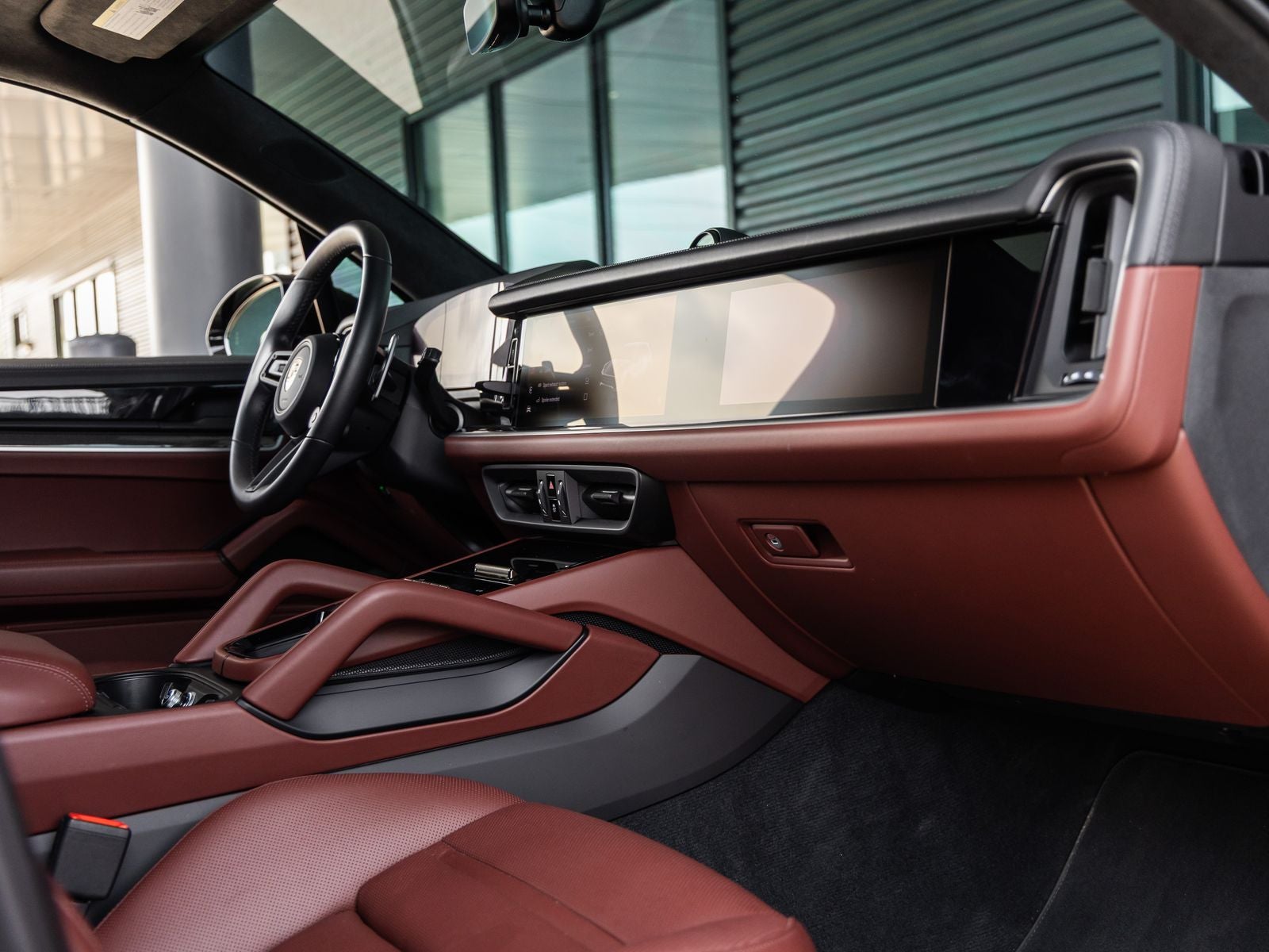 2025 Porsche Cayenne Turbo E-Hybrid