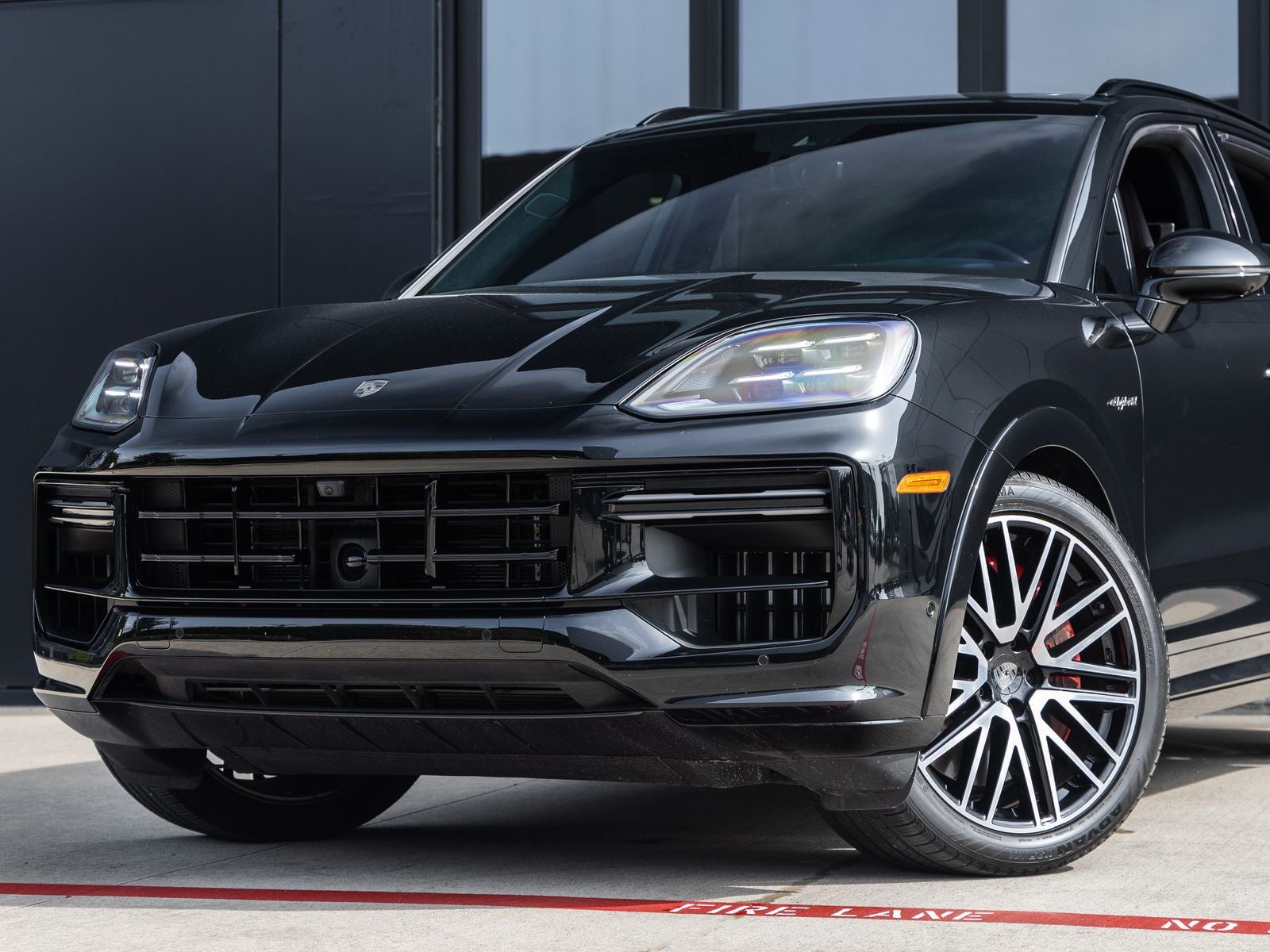 2025 Porsche Cayenne Turbo E-Hybrid