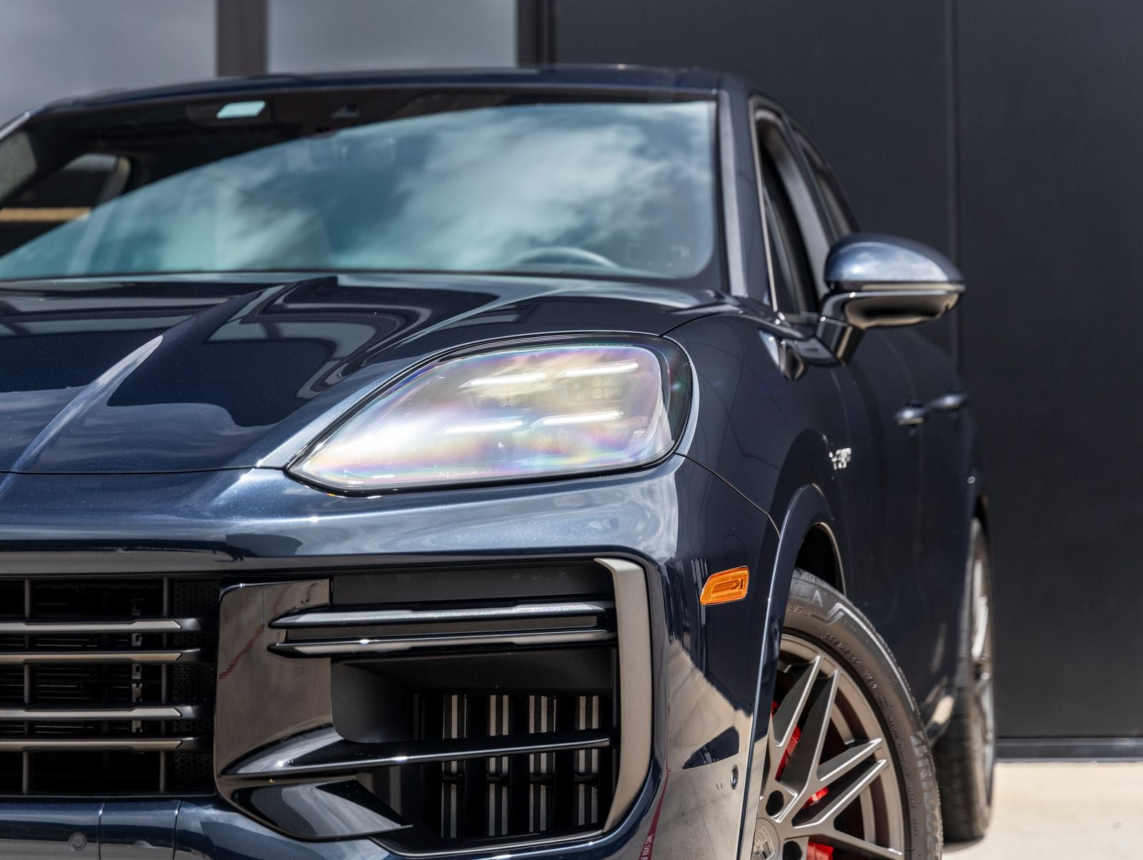 2025 Porsche Cayenne E-Hybrid Turbo