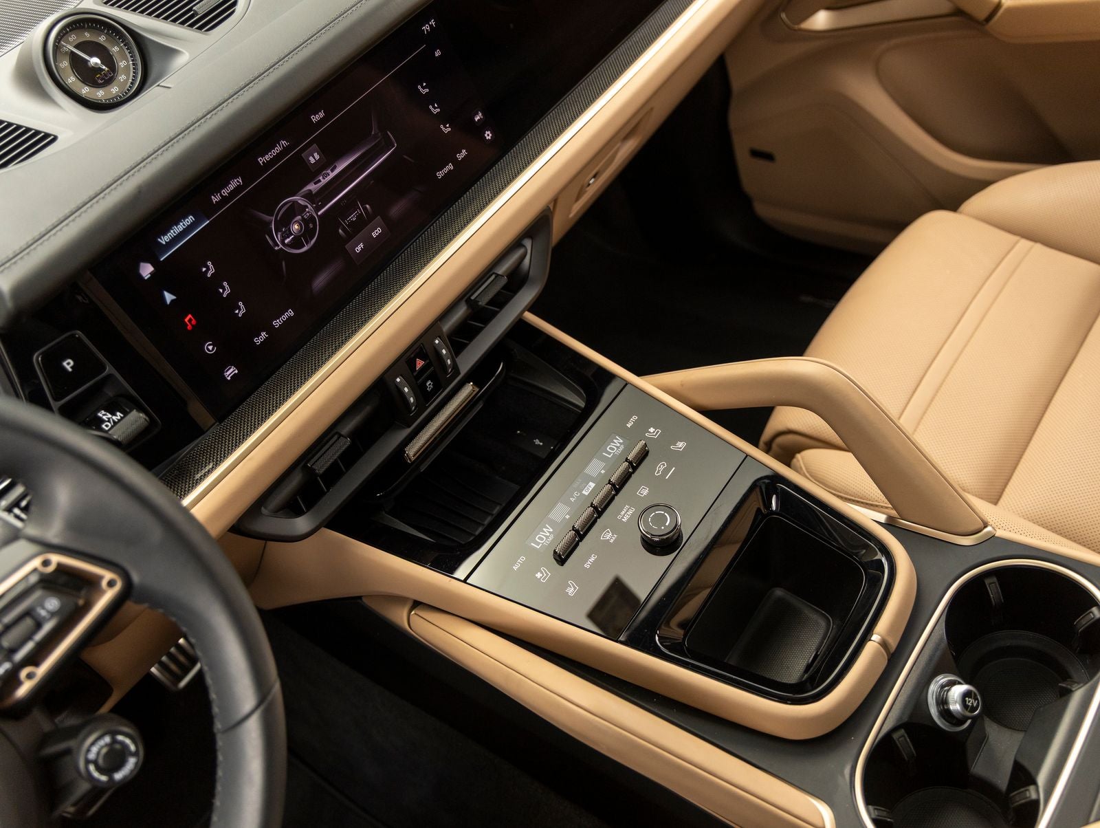 2025 Porsche Cayenne E-Hybrid Turbo