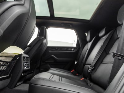 2025 Porsche Cayenne Turbo E-Hybrid