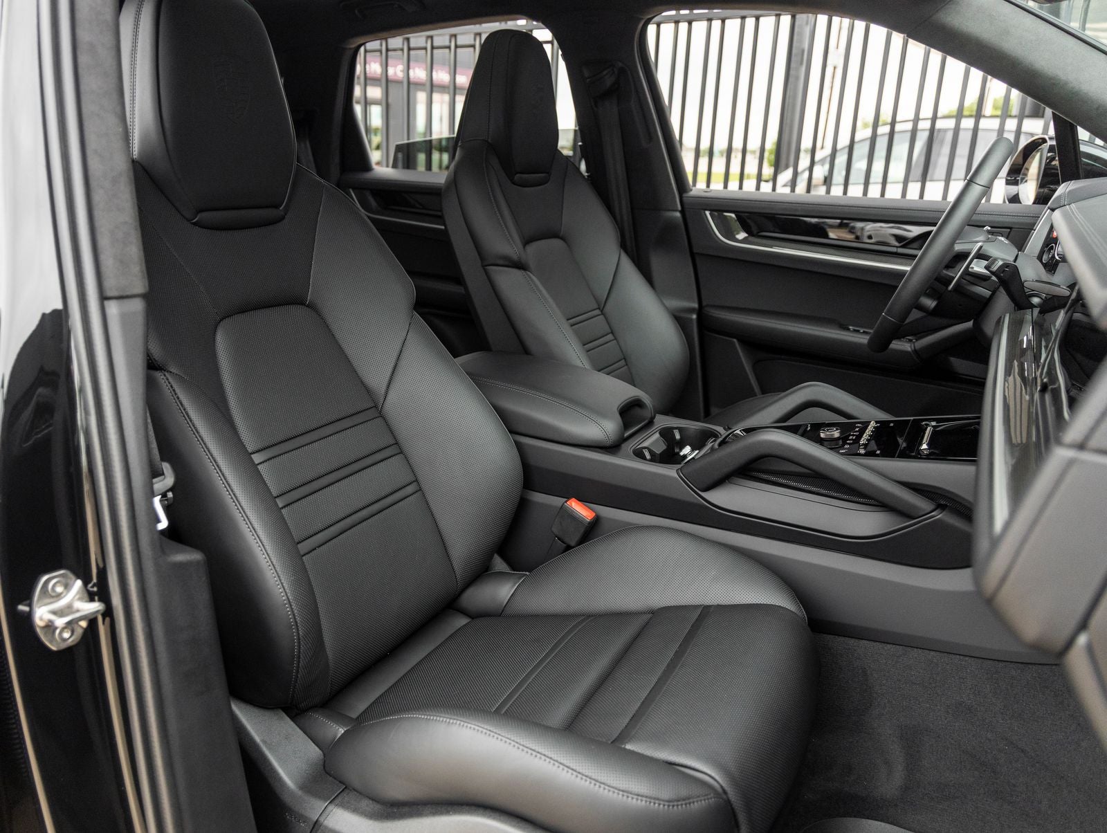 2025 Porsche Cayenne Turbo E-Hybrid