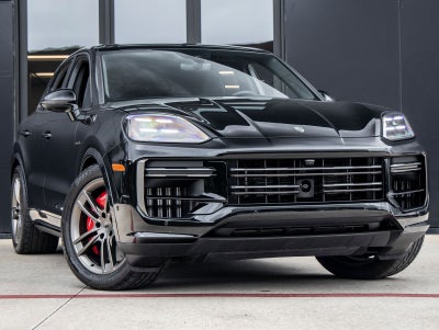 2025 Porsche Cayenne Turbo E-Hybrid