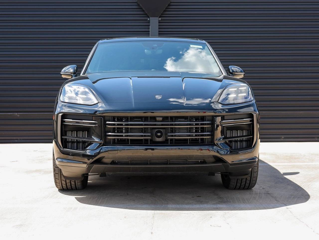 2025 Porsche Cayenne Turbo E-Hybrid