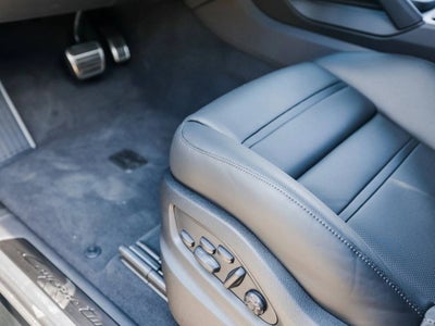 2025 Porsche Cayenne Turbo E-Hybrid