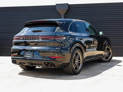 2025 Porsche Cayenne Turbo E-Hybrid