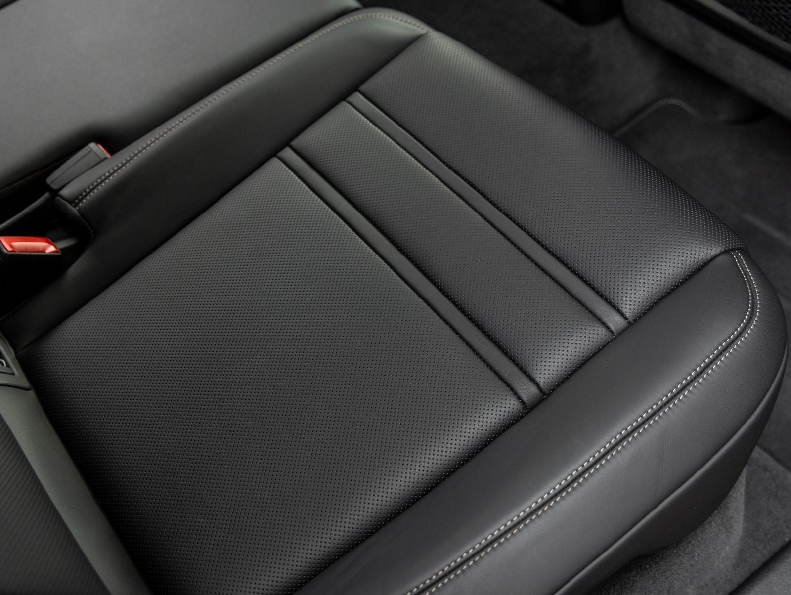 2025 Porsche Cayenne Turbo E-Hybrid - Photo 40