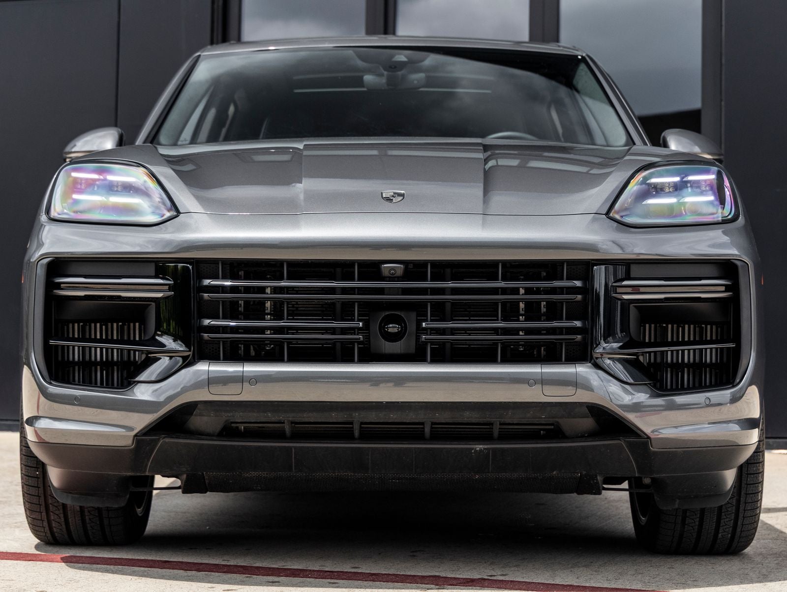 2025 Porsche Cayenne Turbo E-Hybrid - Photo 8