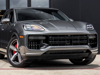 2025 Porsche Cayenne Turbo E-Hybrid