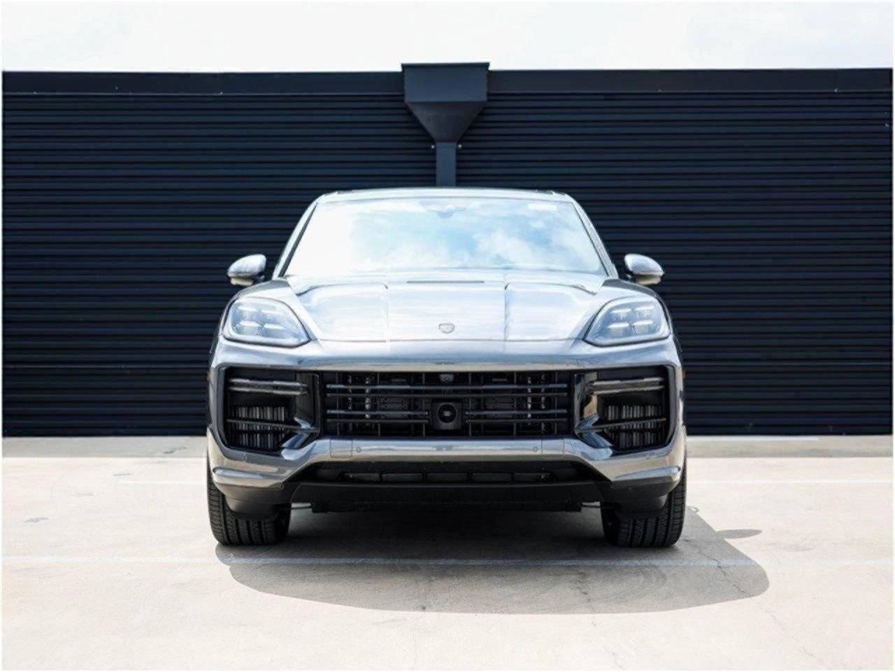 2025 Porsche Cayenne Turbo E-Hybrid